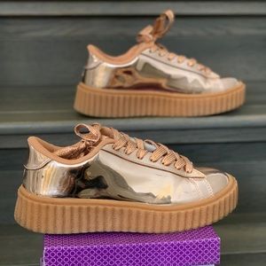 Metallic Creeper Sneakers. RoseGold